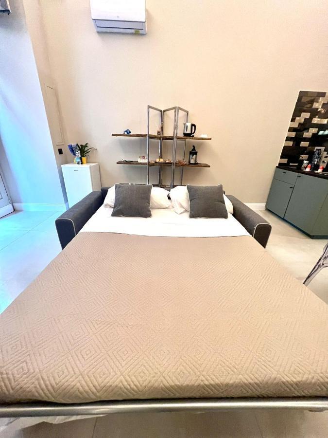 Zentral Suite Napoli Esterno foto