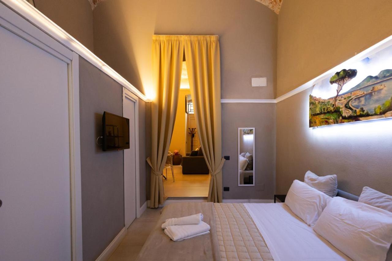 Zentral Suite Napoli Esterno foto